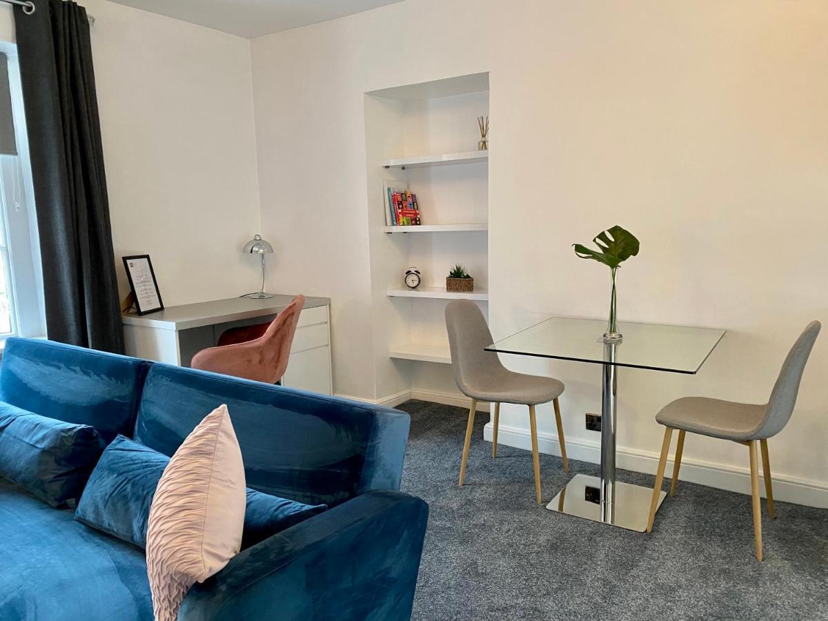 Sun Street Aparthotel Ленчестър Екстериор снимка