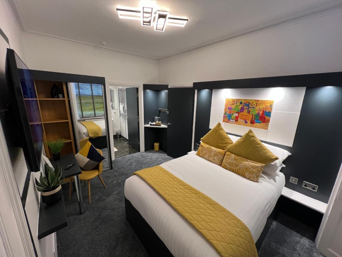 Sun Street Aparthotel Ленчестър Екстериор снимка