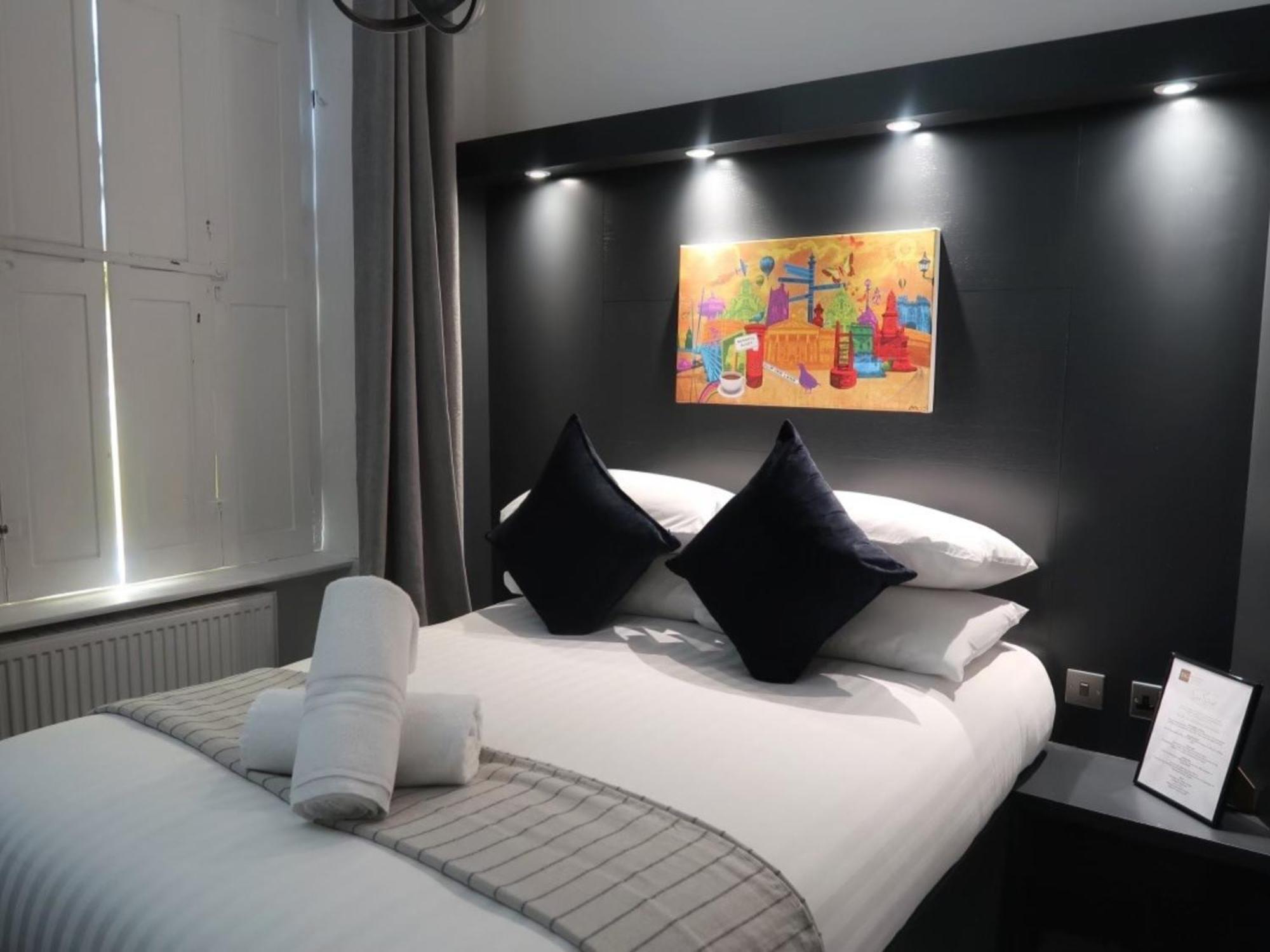 Sun Street Aparthotel Ленчестър Екстериор снимка